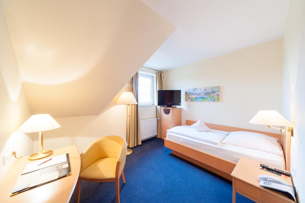 Hotel Restaurant Bullerdieck Garbsen Zewnętrze zdjęcie